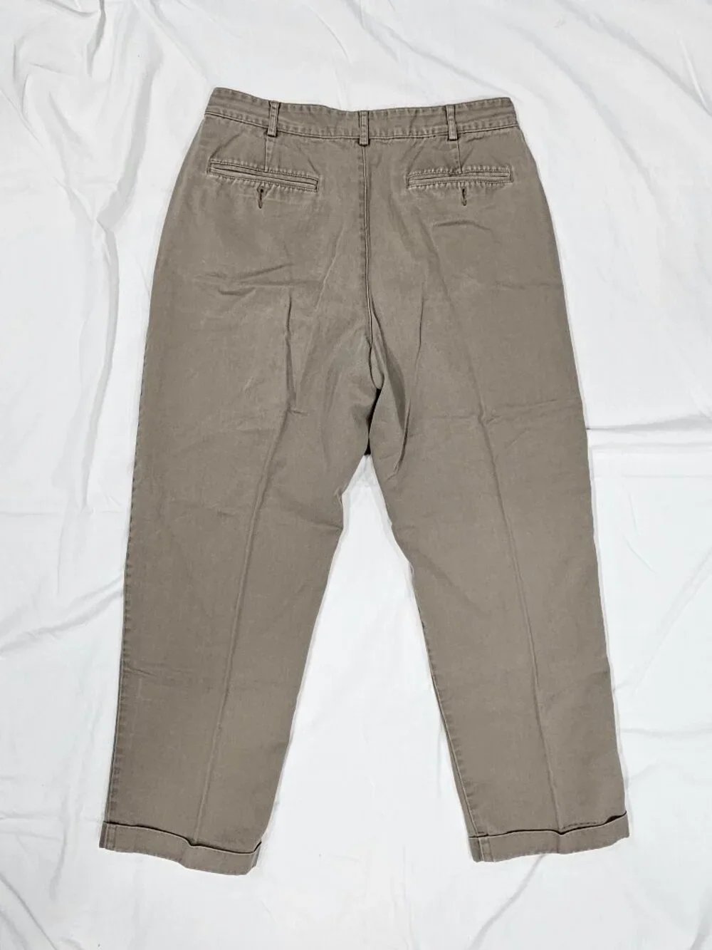 Lands' End pleated front cuffed chinos in khaki size 32 waist and 27 inseam